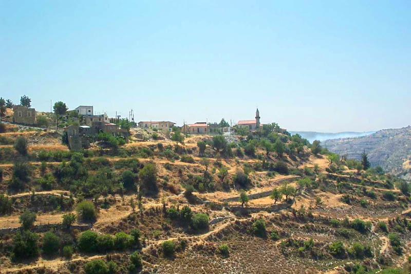 Деревня Маллия около Лимассола, на Кипре