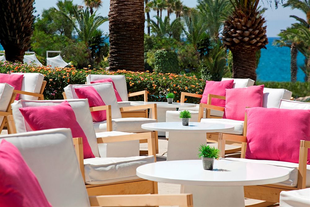 Sandy Beach Resort 4 Албания